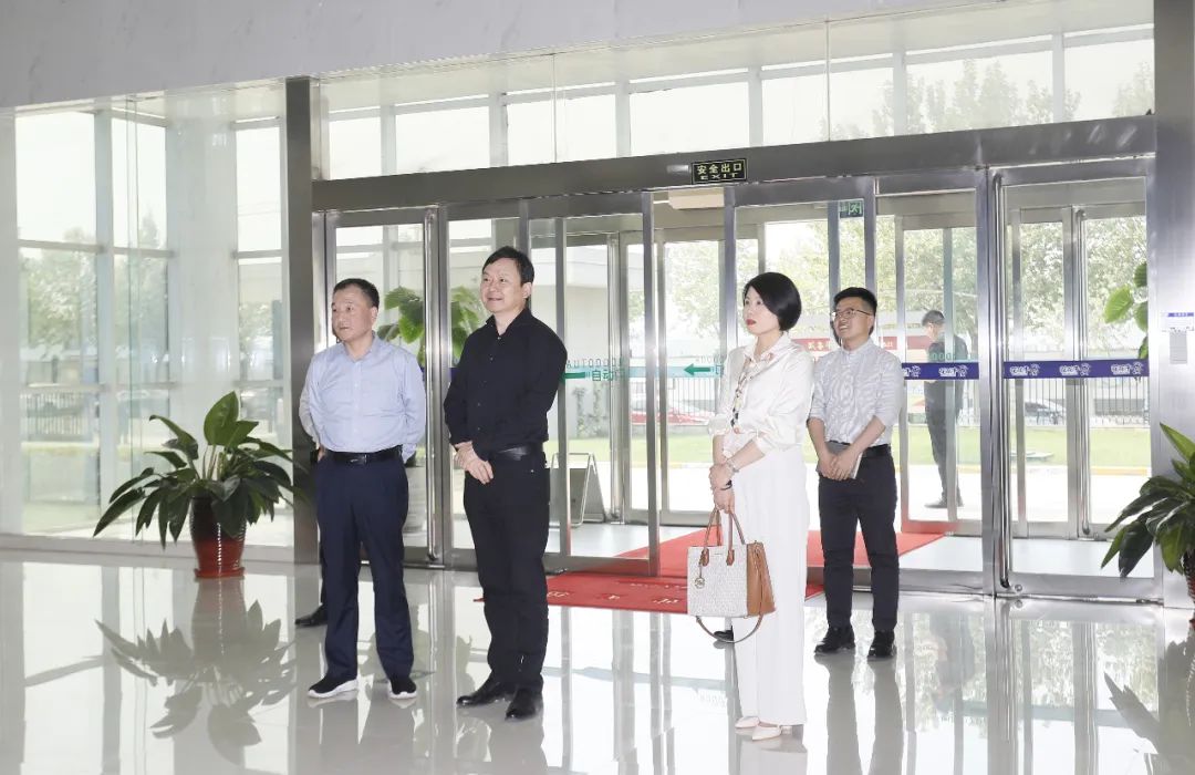 压球（中国）一站式服务平台丨北京家音顺达莅临压球（中国）一站式服务平台乳业集团参观访谈