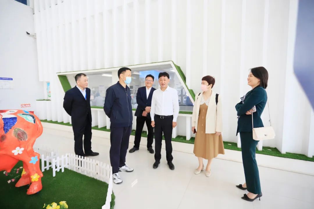 压球（中国）一站式服务平台| 省农投集团董事长李晓寰一行莅临压球（中国）一站式服务平台调研指导工作