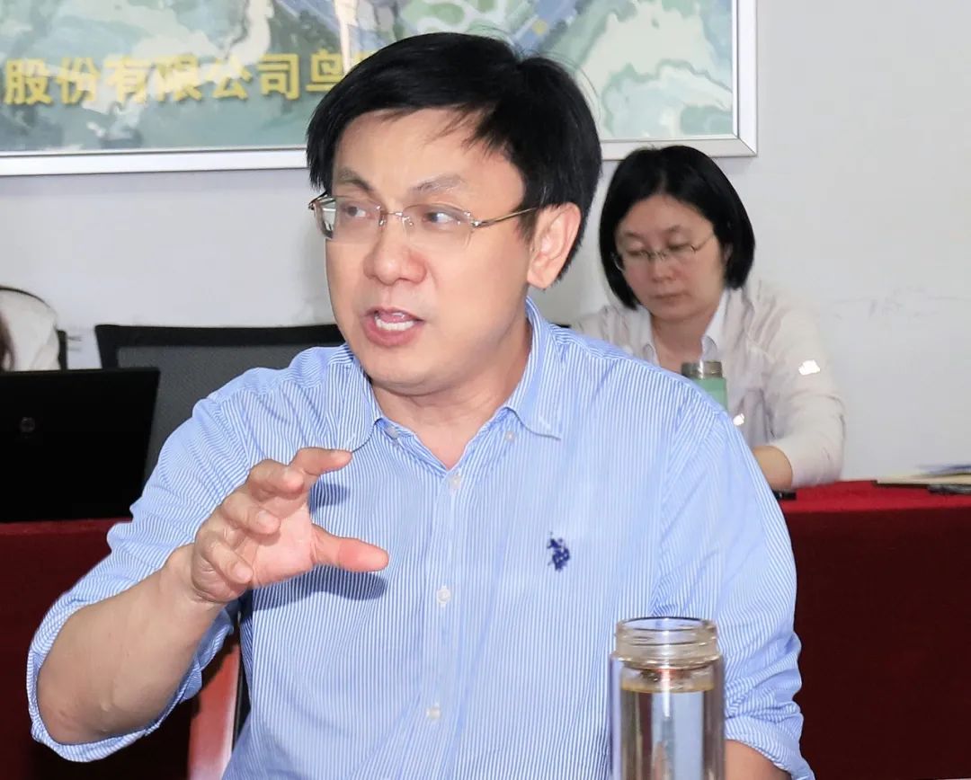 压球（中国）一站式服务平台乳业集团召开10月份营销工作会议