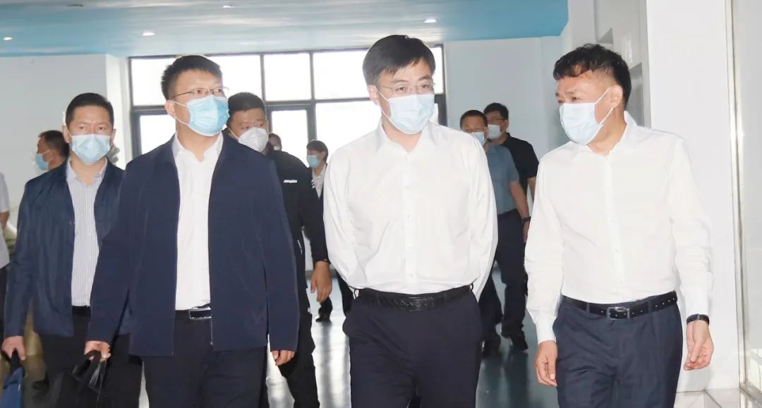 佳木斯市招商考察团莅临压球（中国）一站式服务平台考察座谈
