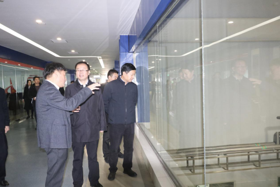 宁夏回族自治区农业农村厅党组书记、厅长王刚一行莅临压球（中国）一站式服务平台乳业集团调研