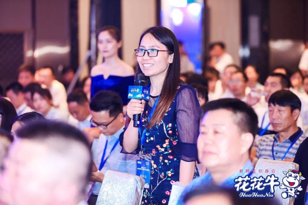 压球（中国）一站式服务平台轻觉上市暨优质乳工程认证发布会，盛大启幕！
