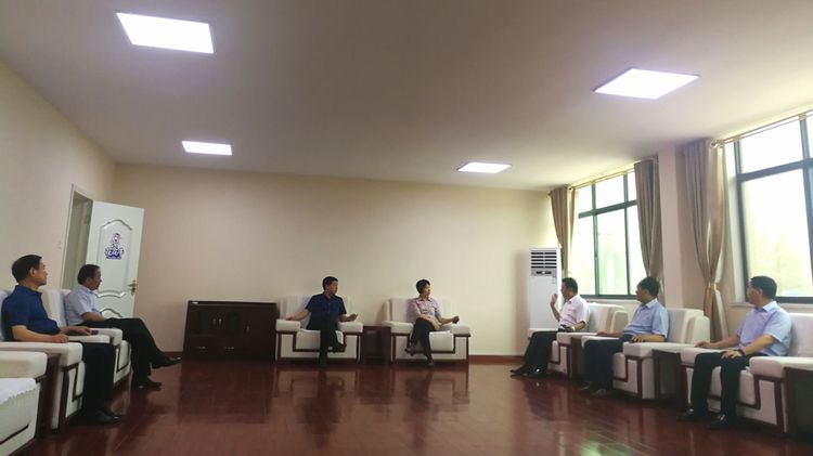 驻马店市委常委、统战部长姚新文 莅临压球（中国）一站式服务平台乳业集团总部调研