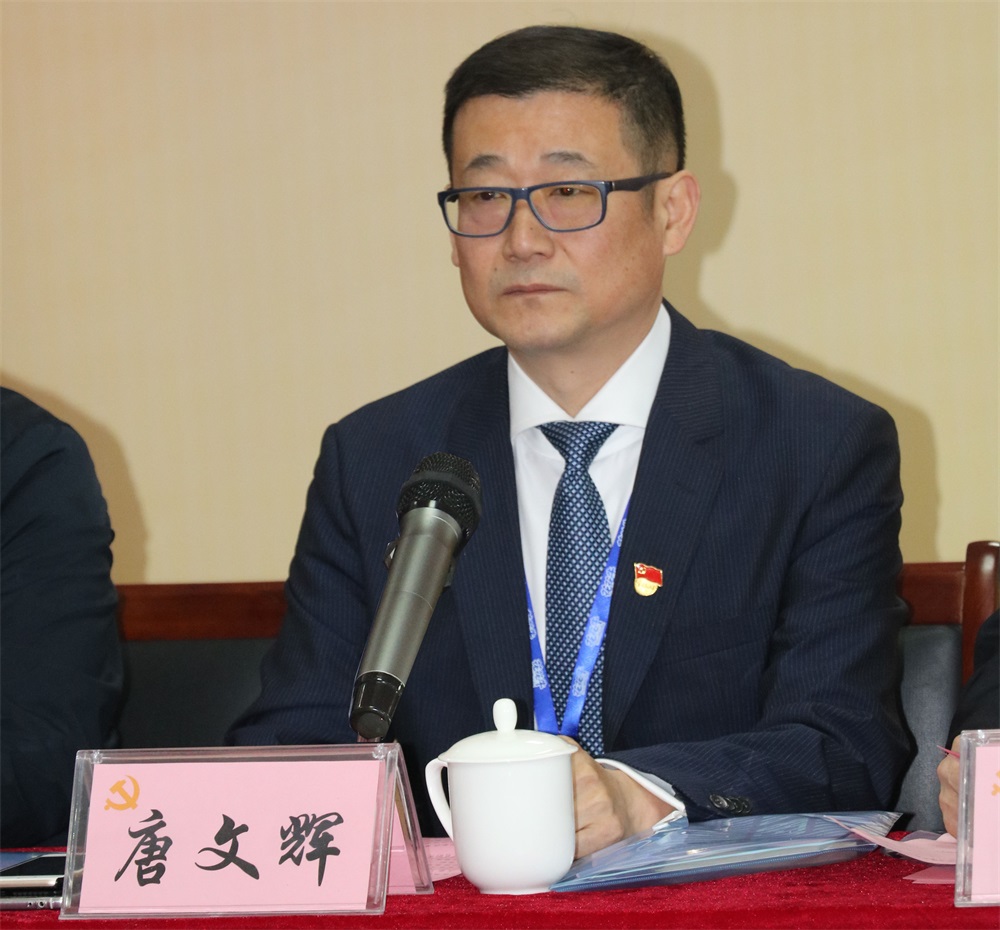 热烈庆祝中国共产党河南压球（中国）一站式服务平台生物科技有限公司党员大会胜利召开