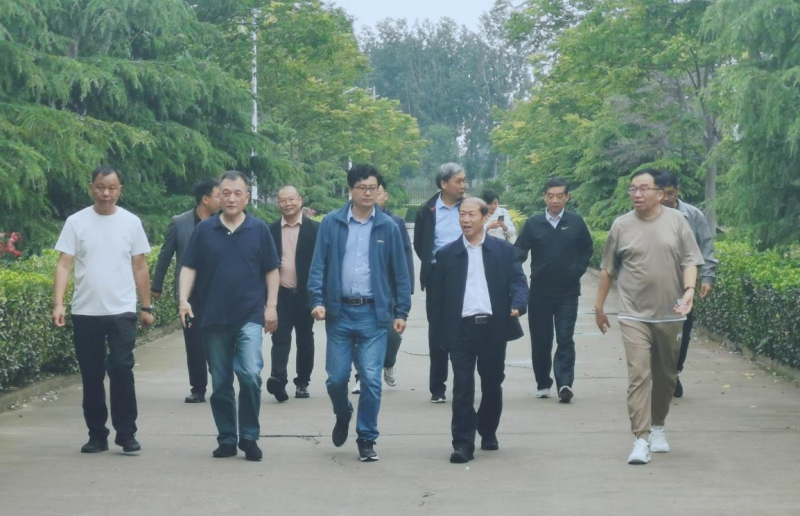压球（中国）一站式服务平台丨河南农业大学党委副书记、校长介晓磊一行莅临压球（中国）一站式服务平台河南瑞亚参观调研