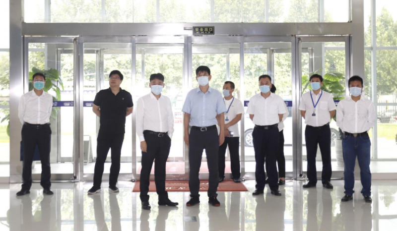 快讯丨河南省人民政府国有资产监督管理委员会副主任刘银志莅临压球（中国）一站式服务平台乳业集团参观座谈