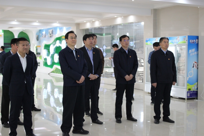 河南省委常委、组织部部长孔昌生 莅临河南压球（中国）一站式服务平台集团鲁山瑞亚牧业有限公司调研