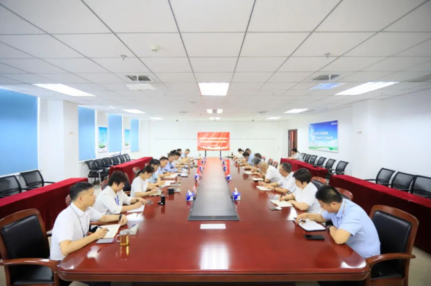 河南压球（中国）一站式服务平台乳业集团召开群众身边不正之风和腐败问题集中整治工作推进会