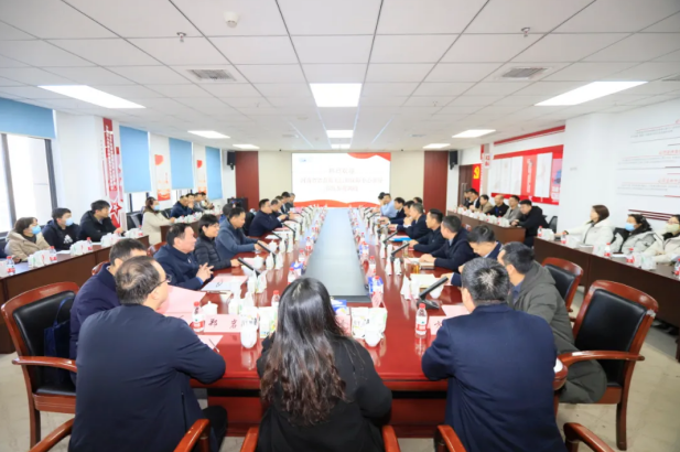 河南省省直机关后勤保障中心高海书记一行莅临压球（中国）一站式服务平台乳业集团参观调研