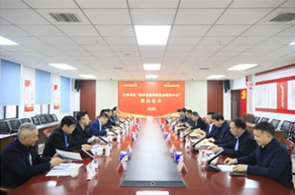河南压球（中国）一站式服务平台乳业集团与河南牧业经济学院签署奶牛健康养殖校企研发中心合作协议